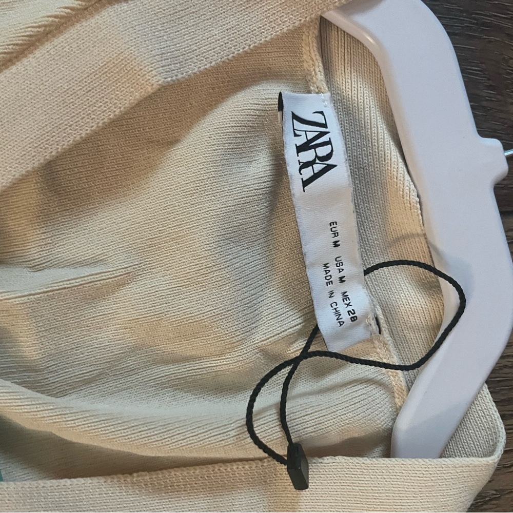 Zara Cream Knit Top - Picture 2 of 3